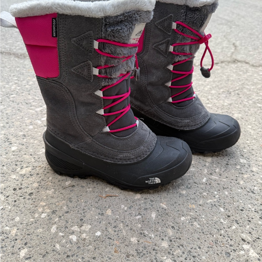 The North Face Gray and Pink Winter Boots kids size 4